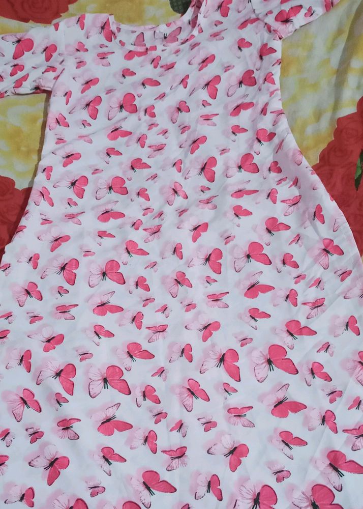 Beautiful Pink Colour Printed Kurti