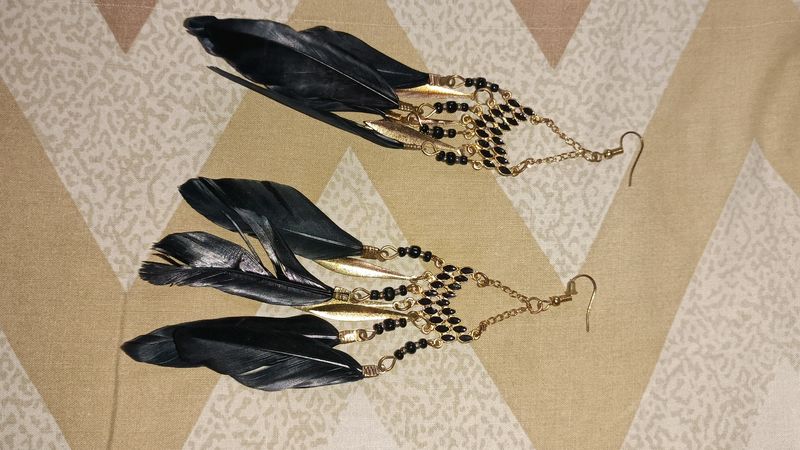 Black Feather Earring And Anklet Combo