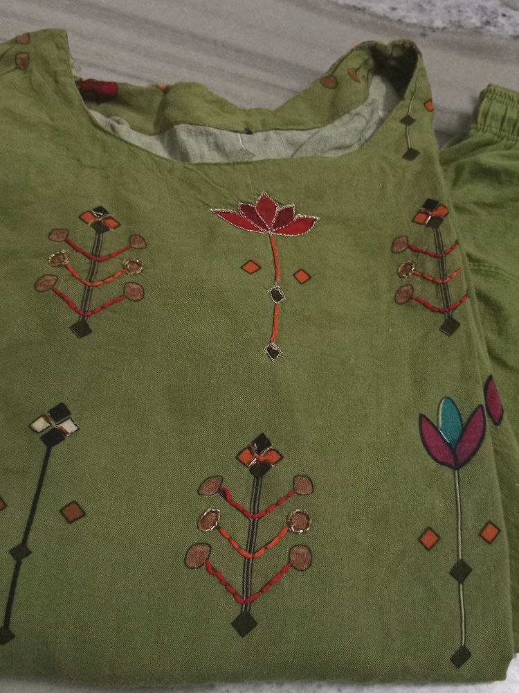 40 Bust Kurti With Lagging