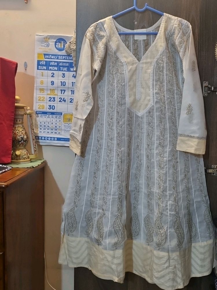 Chikankari Kalidaar Anarkali Kurta