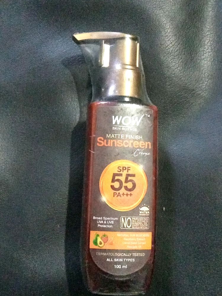 Wow Skin Science Matt Finish Sunscreen Spf 55Pa+++