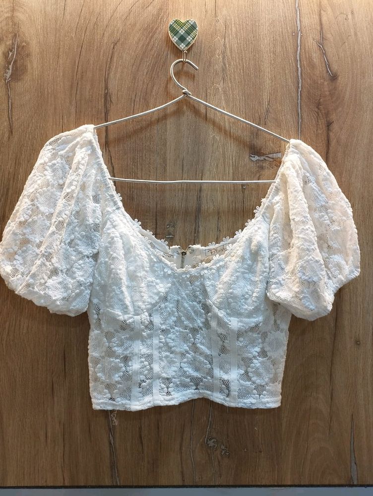 White Crop Top🌸