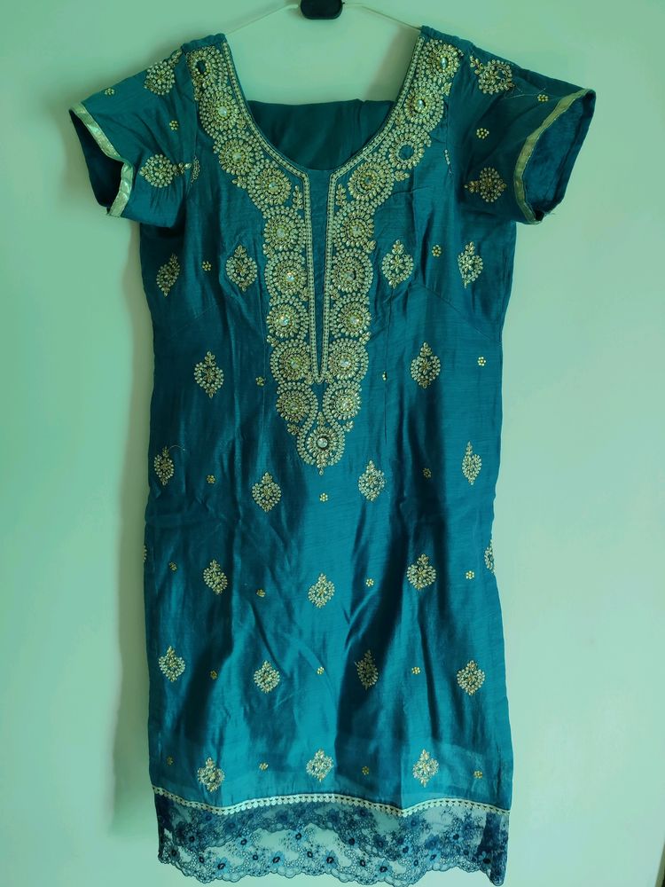 Patti Mirror Embroidered Chanderi Kurta