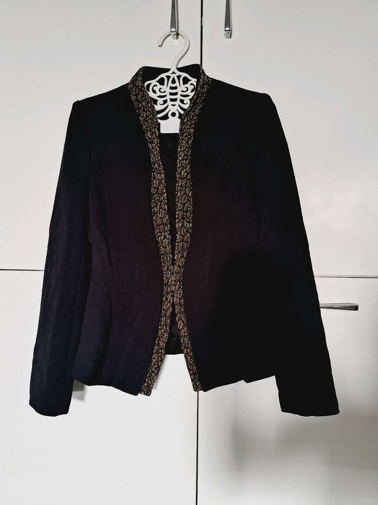 Black Korean Blazer With Beautiful Border