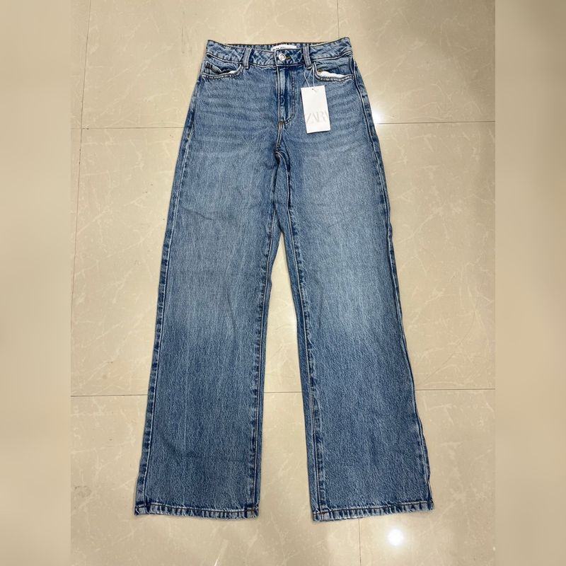 ZARA straight Fit Denim