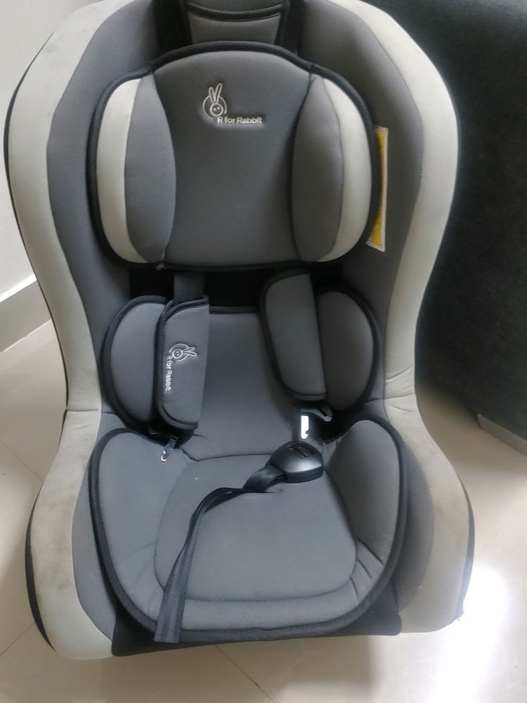 R For rabbit Car Seat