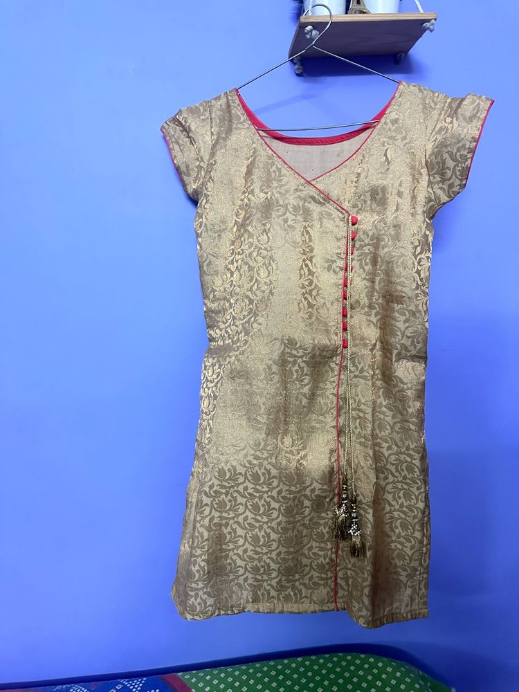 Pattu Febric Kurta -xs