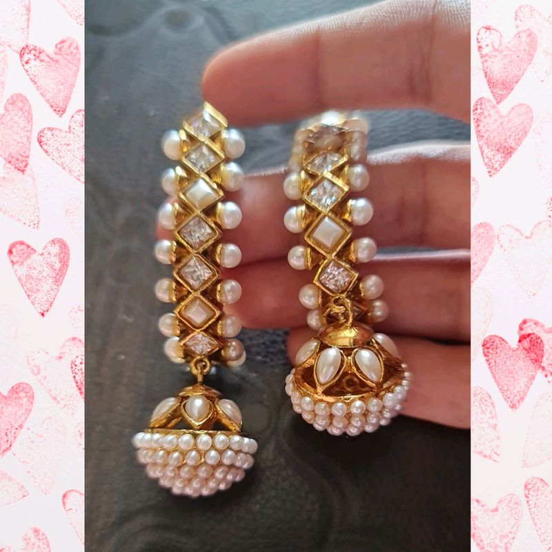 Pearl And Stone Earings