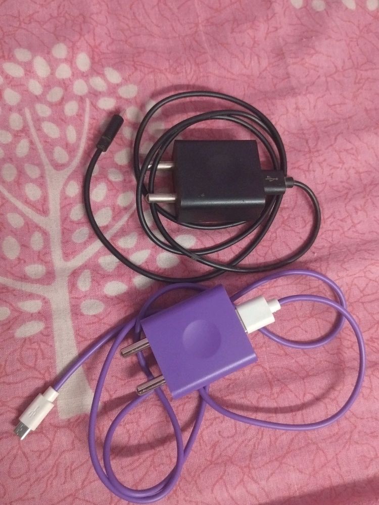 2 Nos Mobile Charger USB Type Good Condition