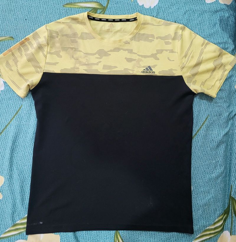 Offer 💥 Adidas T Shirt