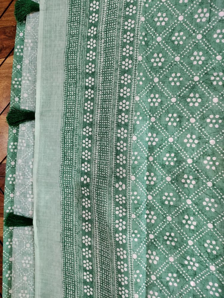 Beautiful Printed Linen Saree