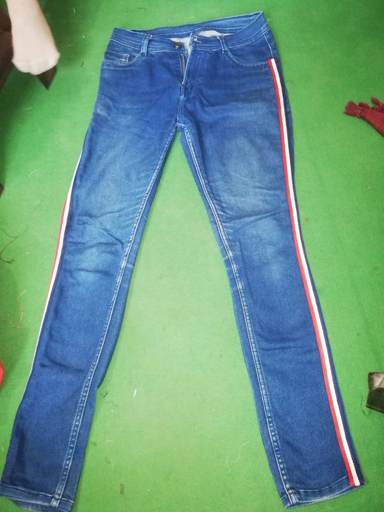 New Women's Jeans