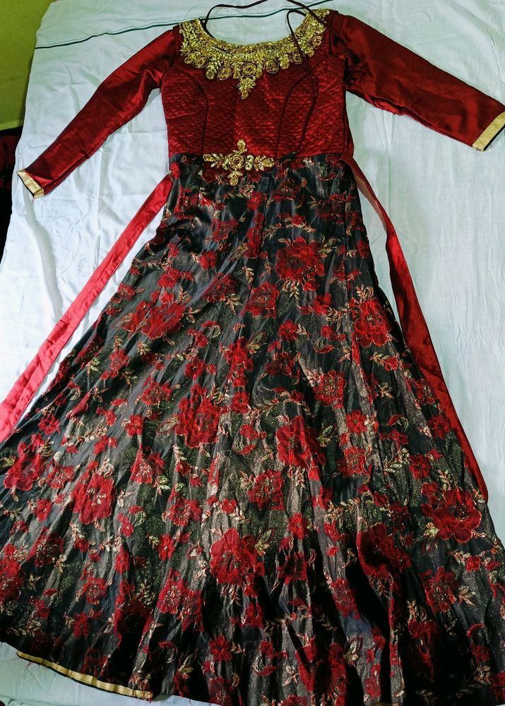 Beautiful Gown ( Kindly Required For Sale)