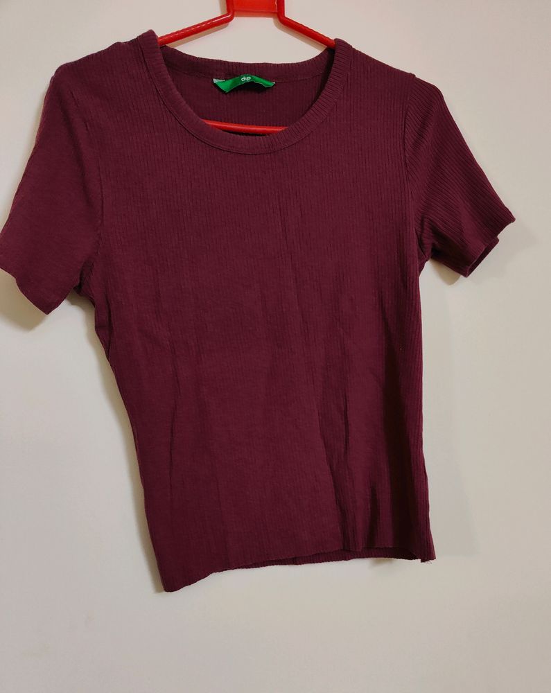 Dip Maroon Top (Women's)