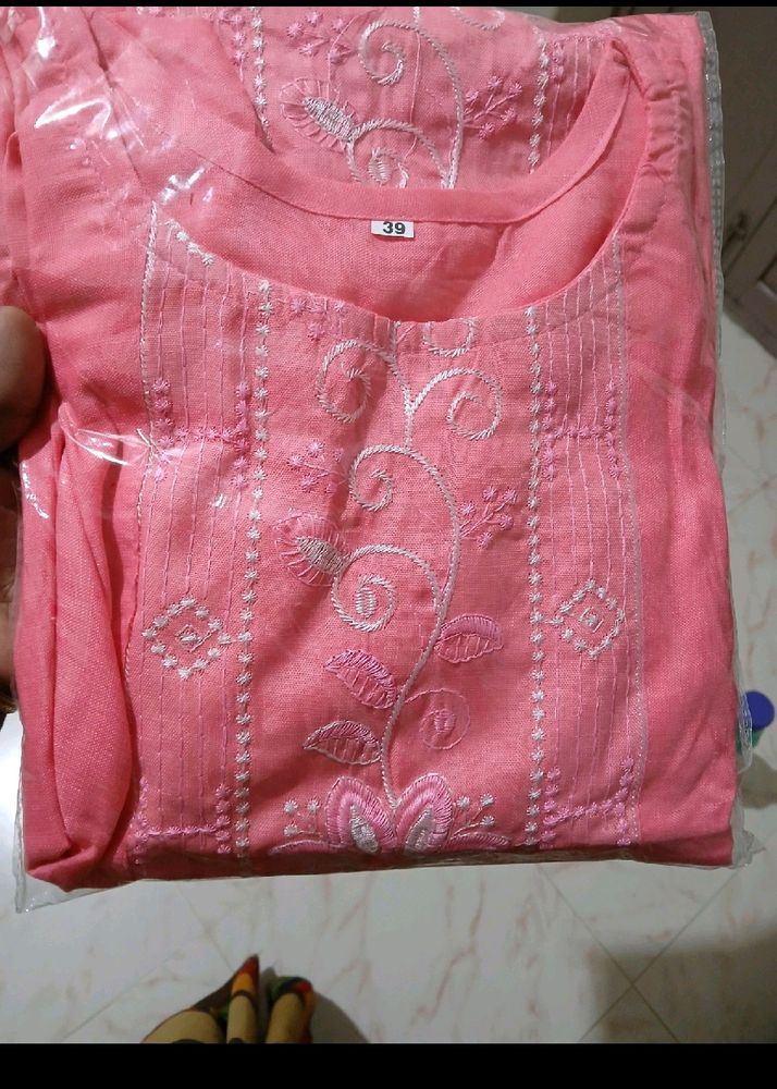 Beatiful Pink Top With Workk