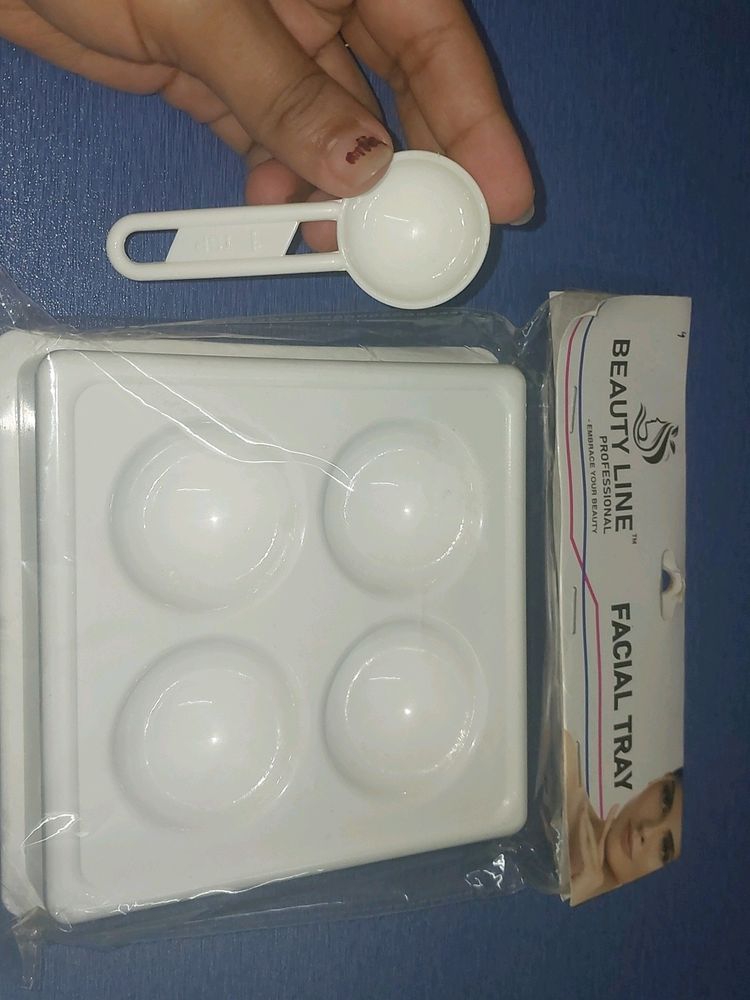 Facial Tray