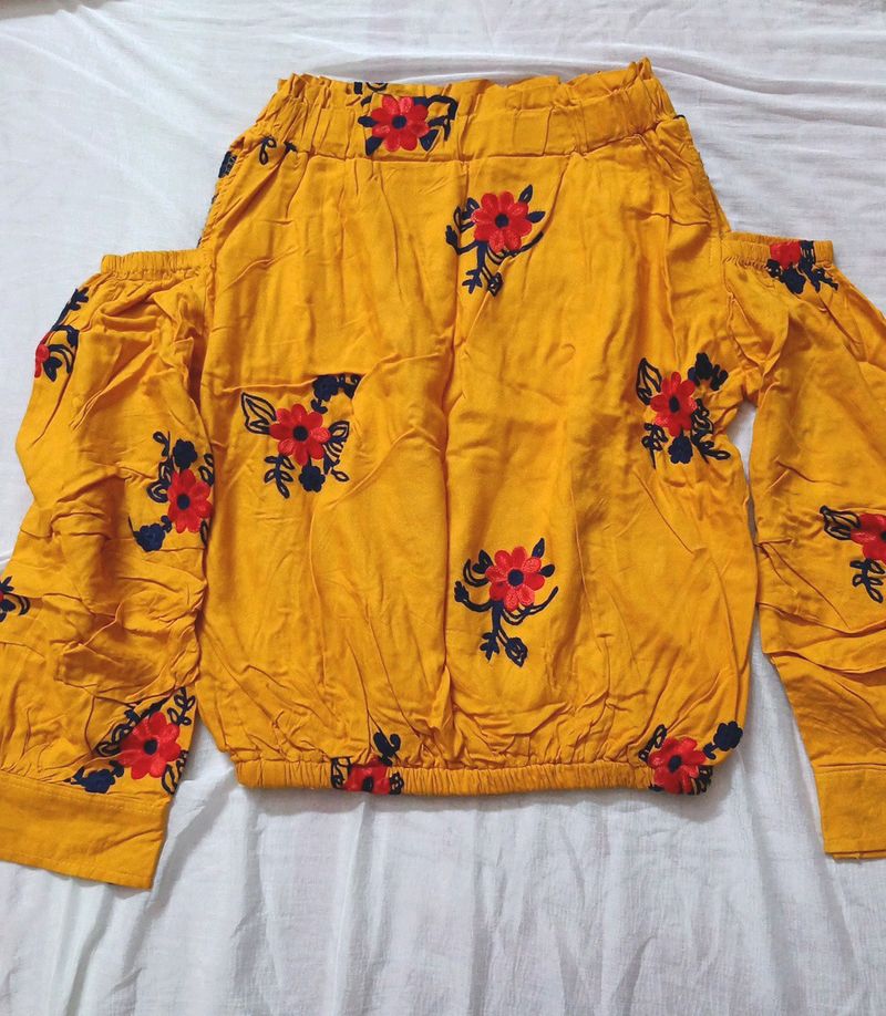 Thread embroidered Mustard cro top