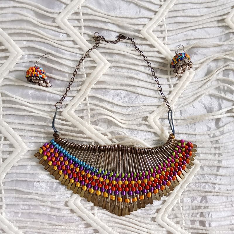 Colorful Neckpiece With Earrings