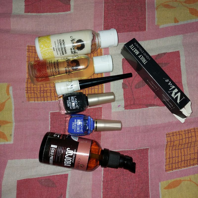 3 EYELINERS + SHAMPOO + CONDITIONER + JOJOBA OIL