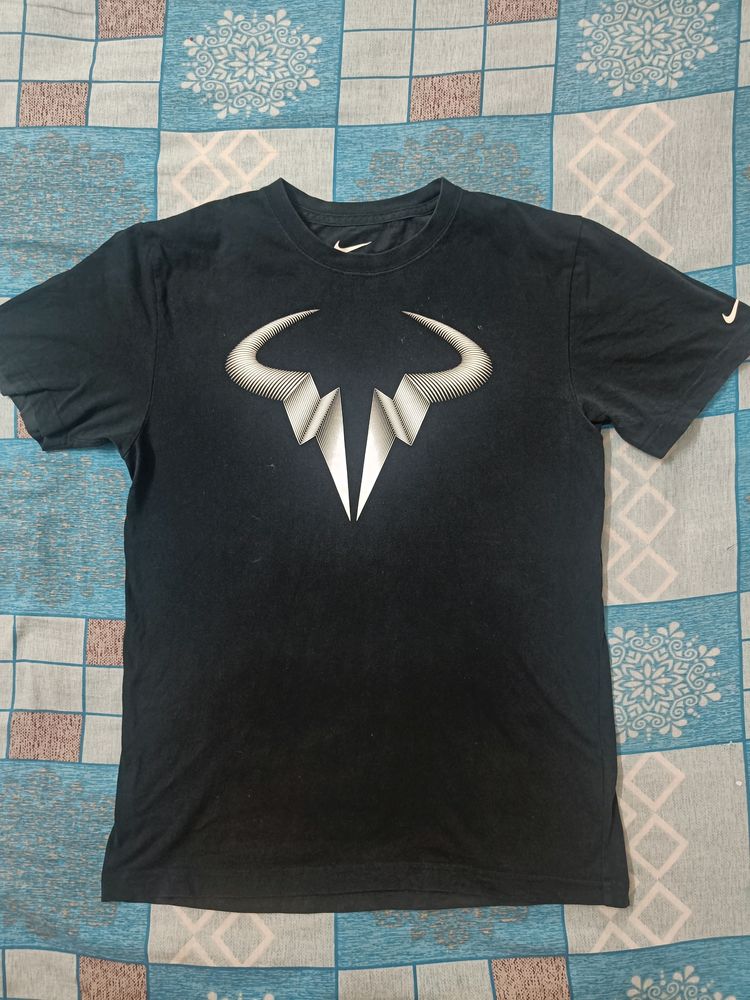 Nike Regular Fit Tshirt