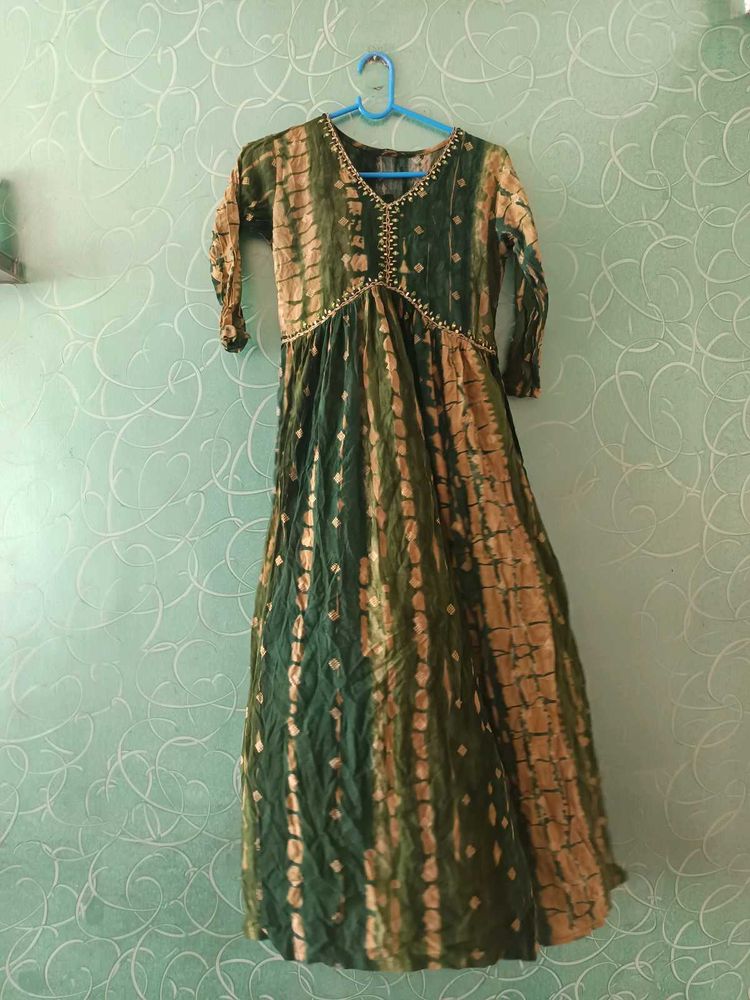 Green Kurti