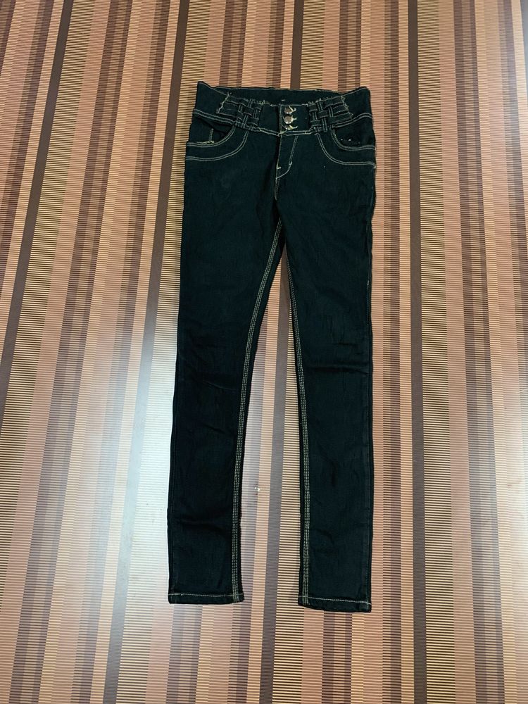 O-18 Size 28 Women Denim Jeans