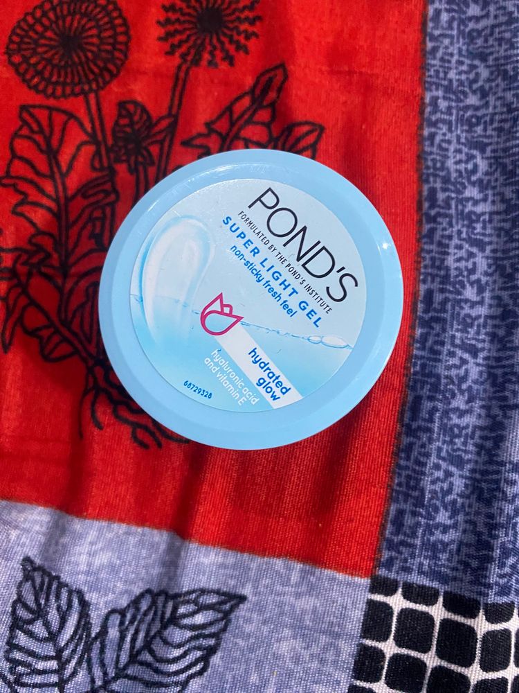 Ponds Super Light Gel