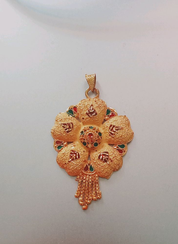 Golden Colour Pendant