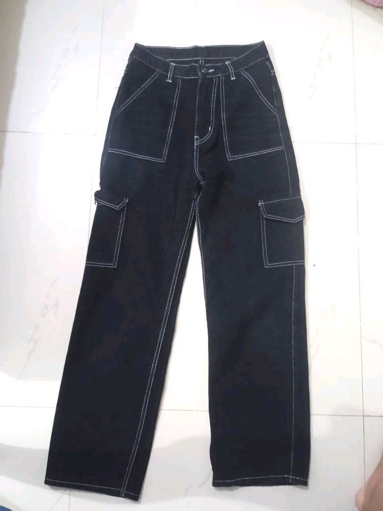 Trendy Stylish 6 Pocket Cargo Jeans.. Black Denim