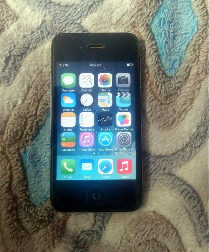 🔥IPhone 4 🔥 In Orginal Condition 16GB