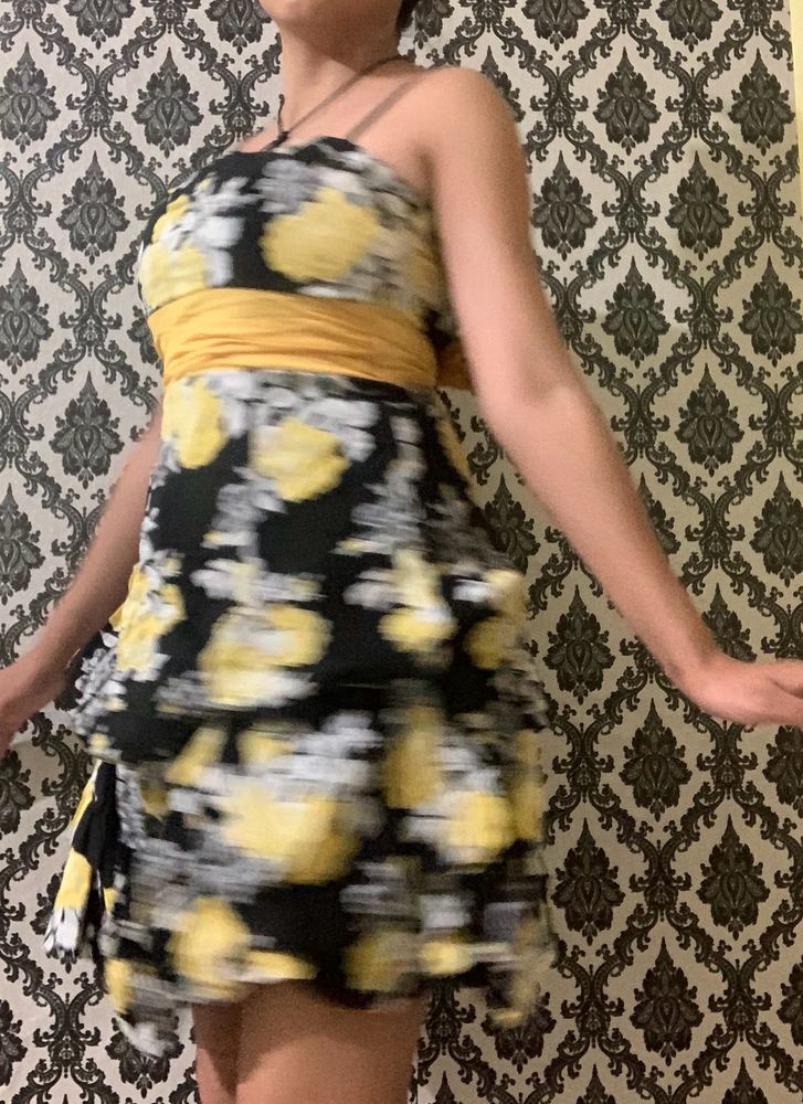 Y2K Yellow Floral Dress💛🌼