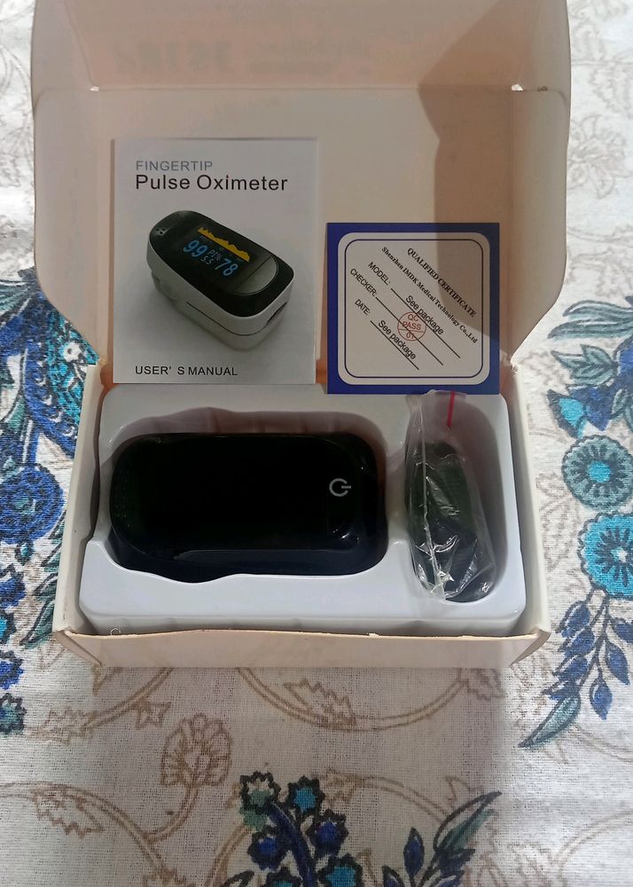 PULSE oximeter (Professional) Model-C101A2