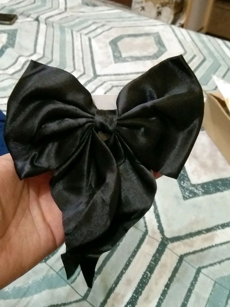 Beautiful Black Bow 🖤