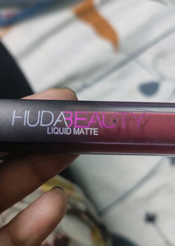 HUDA beauty liquid lipstick