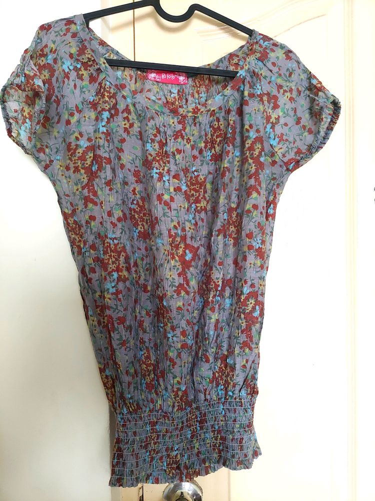 Women's top grey with flowers pattern