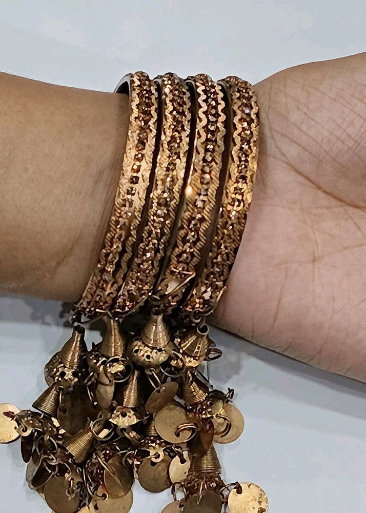 BANGLES 🙋‍♀️