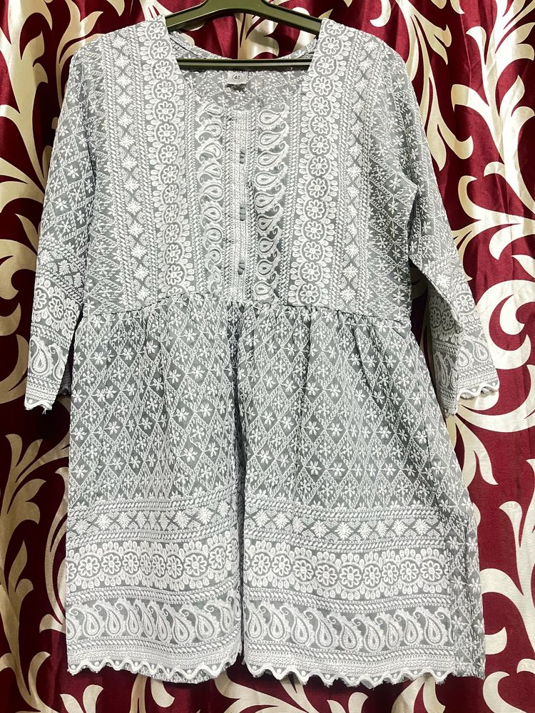 Chikankari Top ❤️