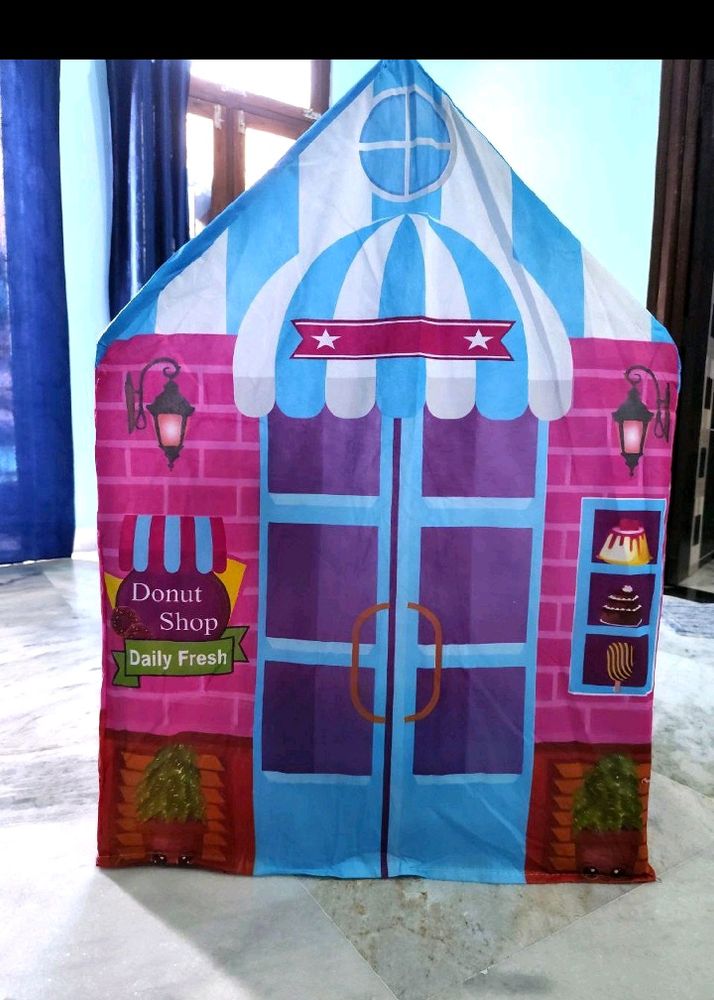 New/Unused Kids Play Tent House