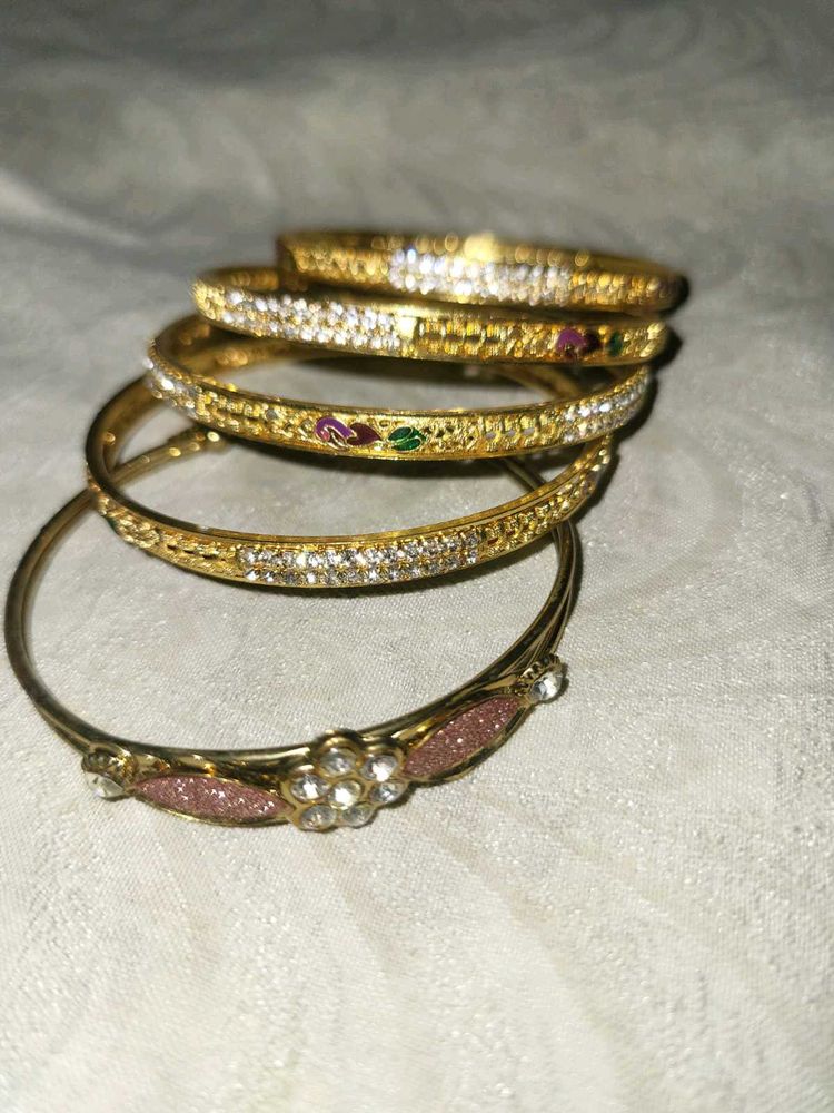 Freesize Bangles 4 ND 1 Bracelet