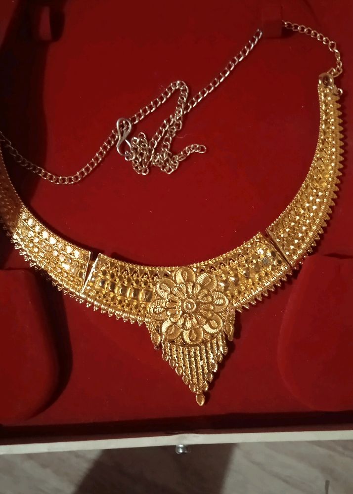 Golden Beautiful Necklace