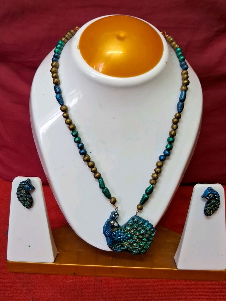 Handmade Peacock Gold Terracotta Jewell Set