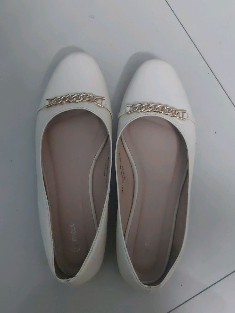 Beige Formal/Casual Ballerina Flats