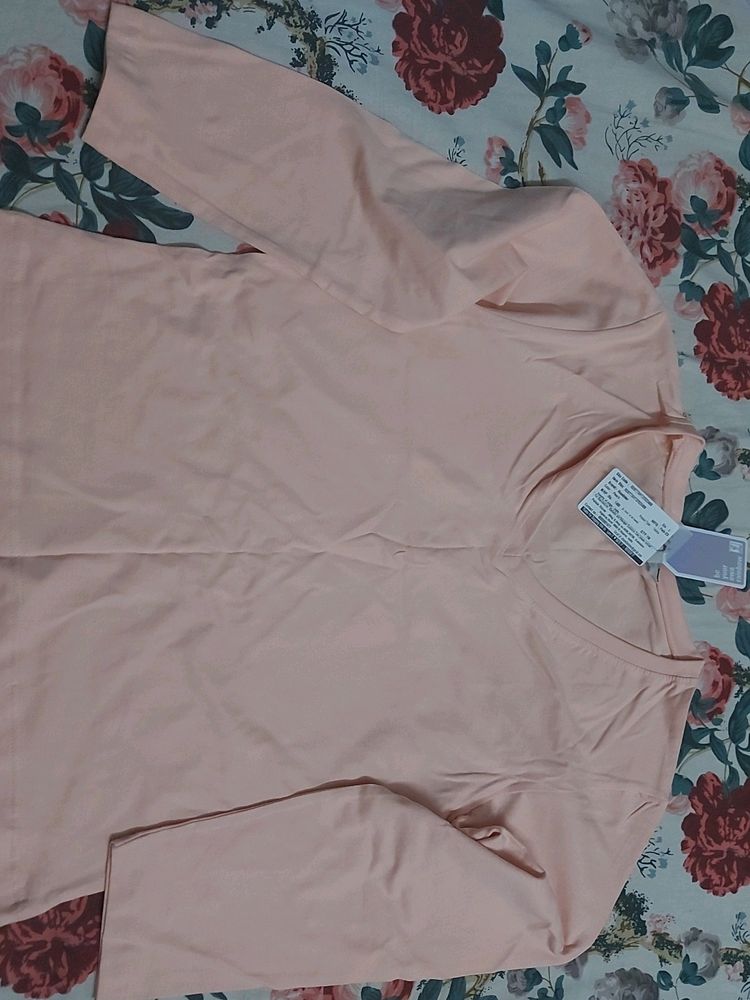 T Shirt Peach Color Regular Wear