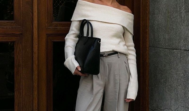 Sale Ribbed Off Shoulder Sweater