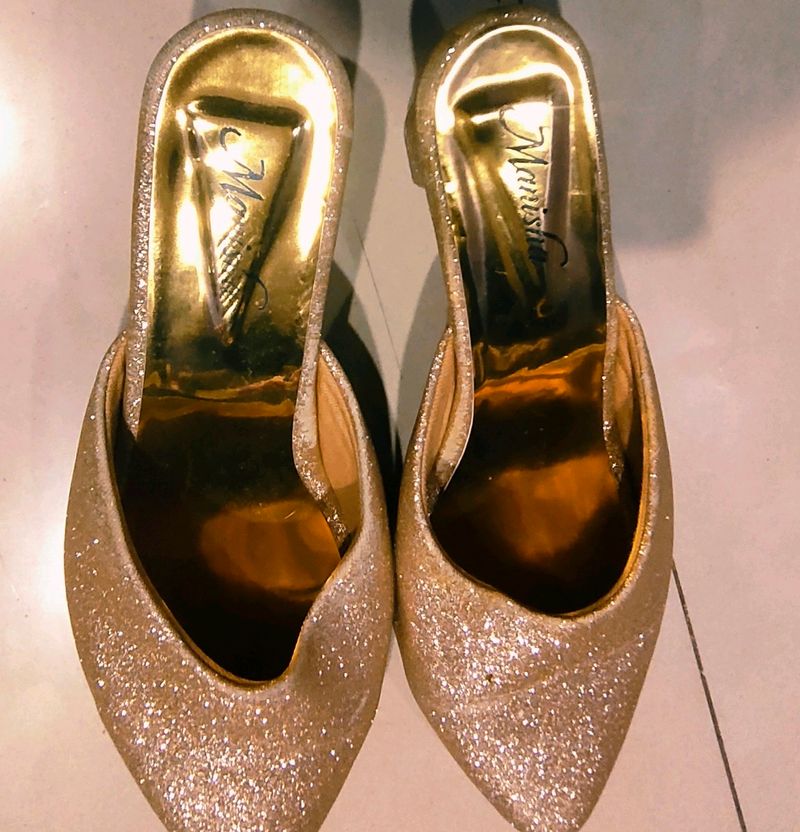 Golden Sparkling Heel