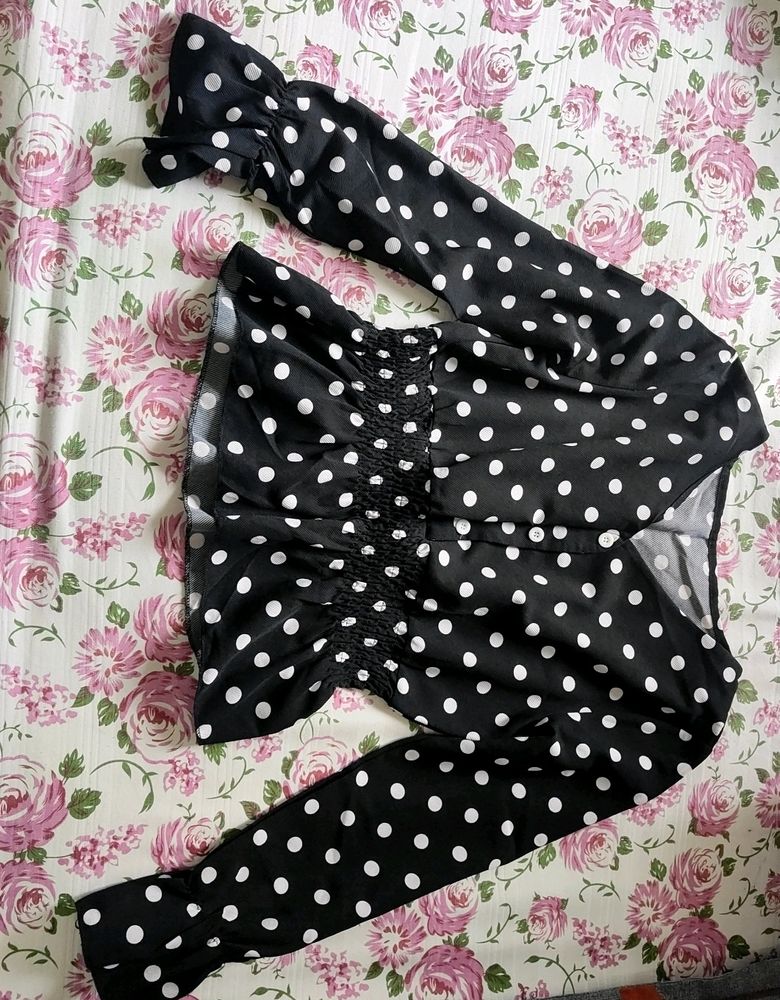 90's Polka Dot Crop Top ⚫⚪