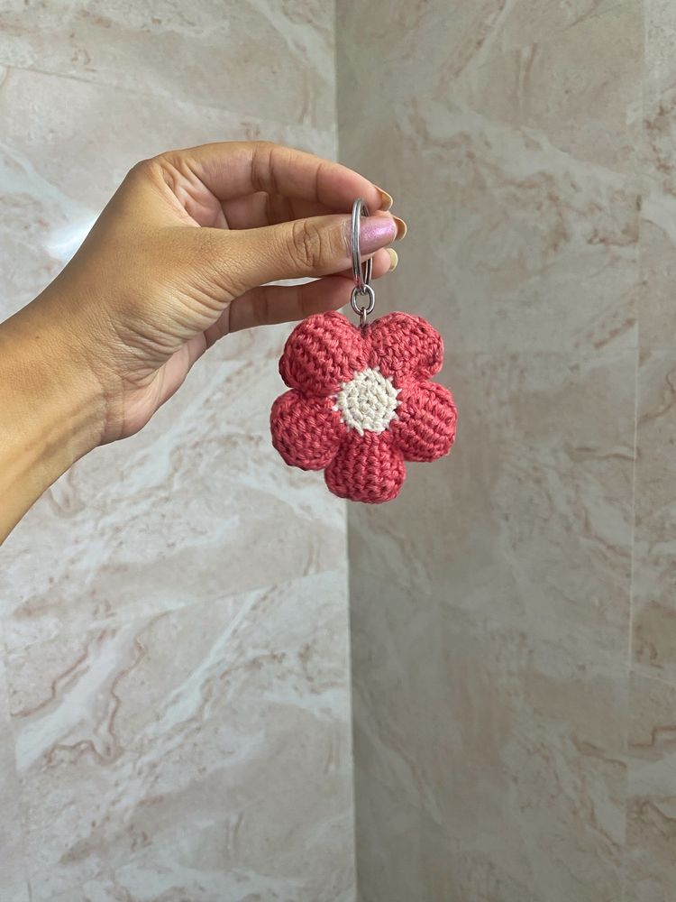 Crochet Flower Keychain 🌼🌸✨