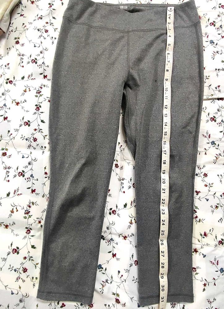 Grey L Skinny Capri