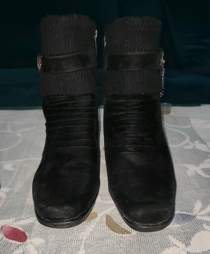 Sweet Baby Boot Size 6 Black Velvet