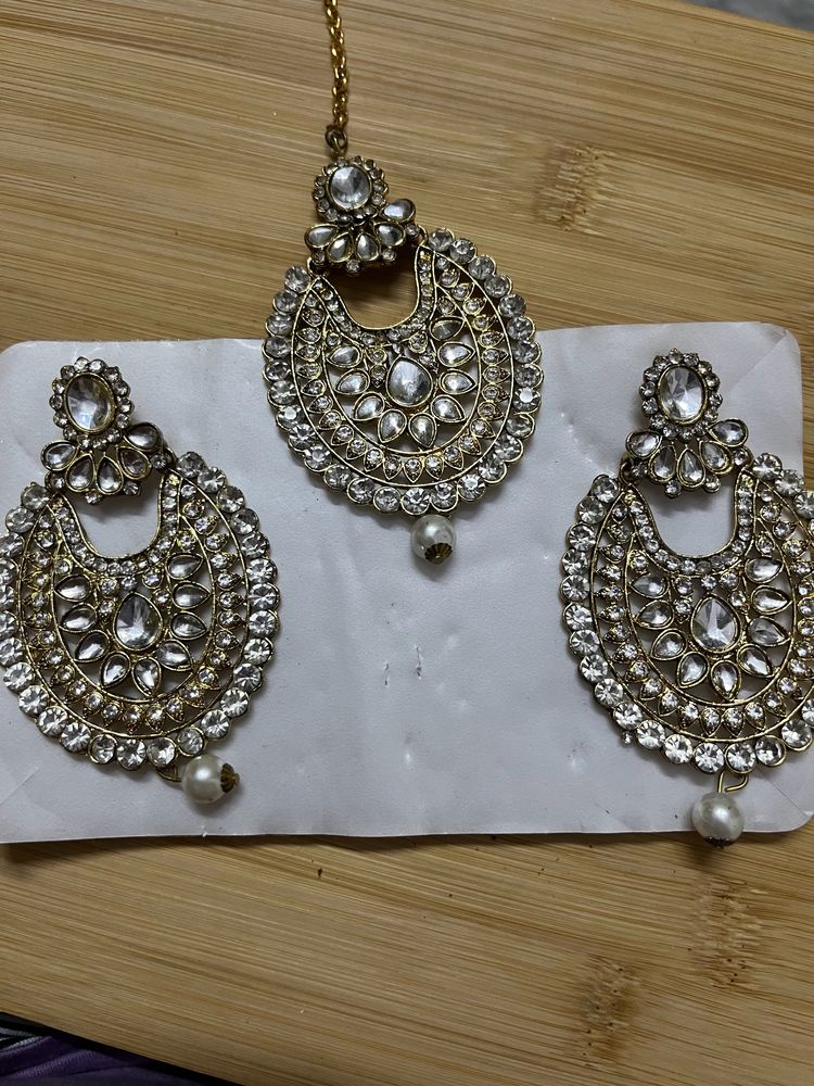 Women Earrings With Maang Tika